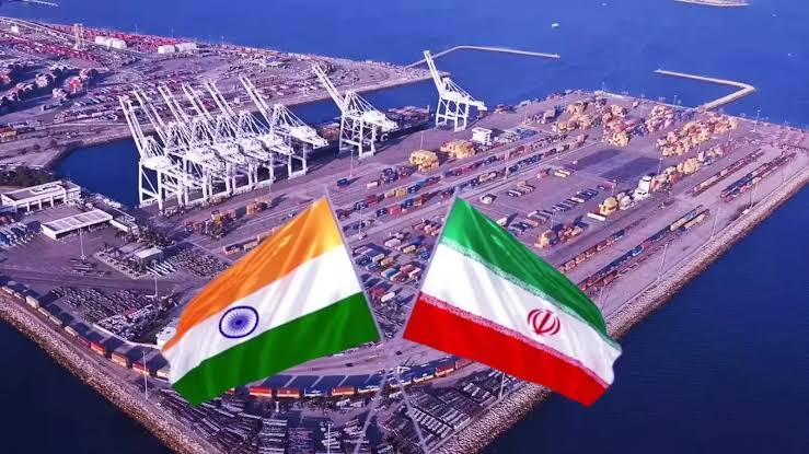 Conflict_IntelX's tweet photo. post claims that Iran historically supported India over Pakistan, alleging that Indian intelligence used Iranian territory for anti-Pakistan activities, asserting that Pakistan continued to support Iran despite these challenges and India's later actions against Iranian interests. https://t.co/ysi2wH4fSq