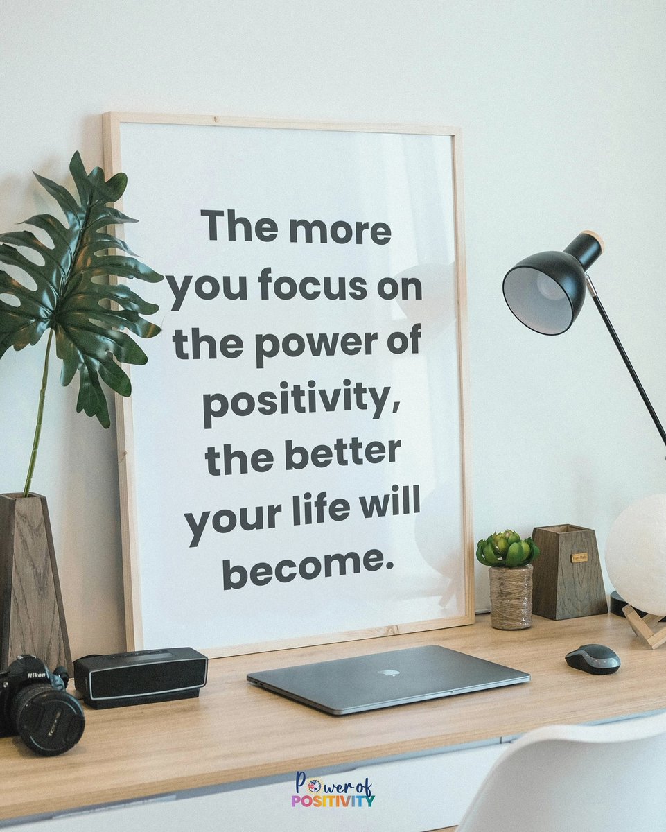 LIVEpositivity's tweet photo. The more you focus on positivity, the better your life becomes. 🌞✨ https://t.co/j9LryCI0Qd
