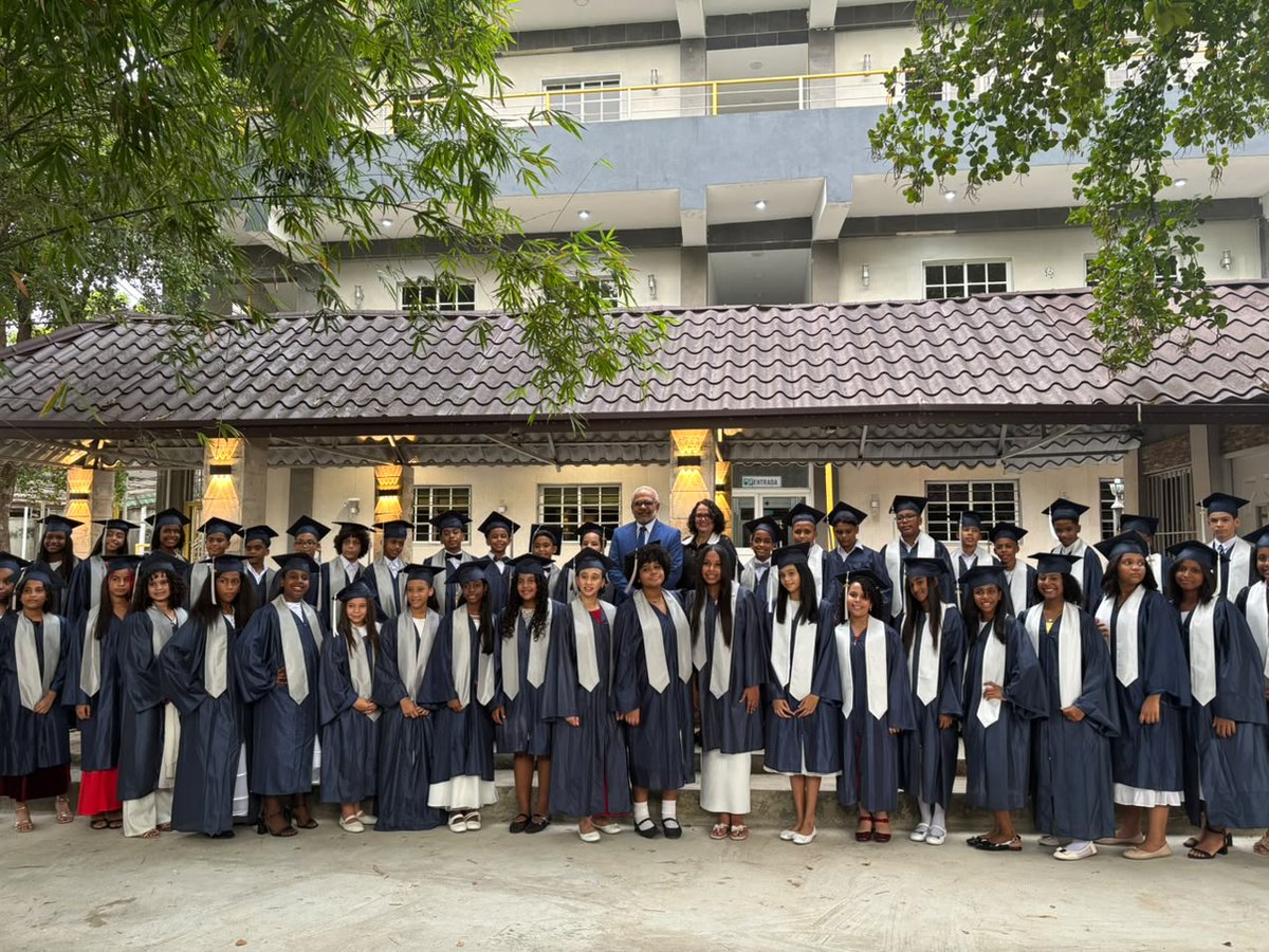 WillyBayonet's tweet photo. Una generación de líderes felices en el temor de Dios...Graduación de Sexto de Primaria CEG-CELEGRA 2025-2026 en el Campus de Un Proyecto de Fe. https://t.co/etkIQYQ0Io