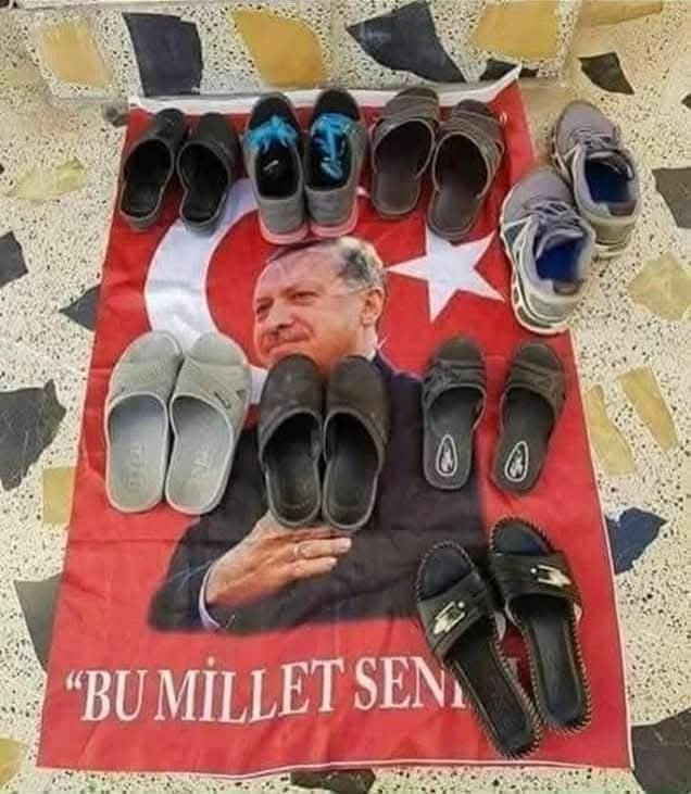kewarash_93's tweet photo. @TurkcuPaylasim 🦃🦃🦃🦃 https://t.co/ojw3PYFizj