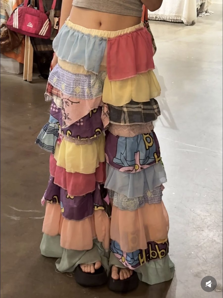 _littlegroves's tweet photo. fashion colorful outfits https://t.co/Az4vLFgAr4