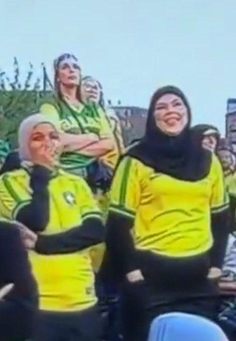 NiohBerg's tweet photo. They laugh and snicker as you mourn the death of a Swedish father who was beaten to death by an African.

On Danish national TV.

They will never ever assimilate. They belong in the third world. https://t.co/7ioSXD6171