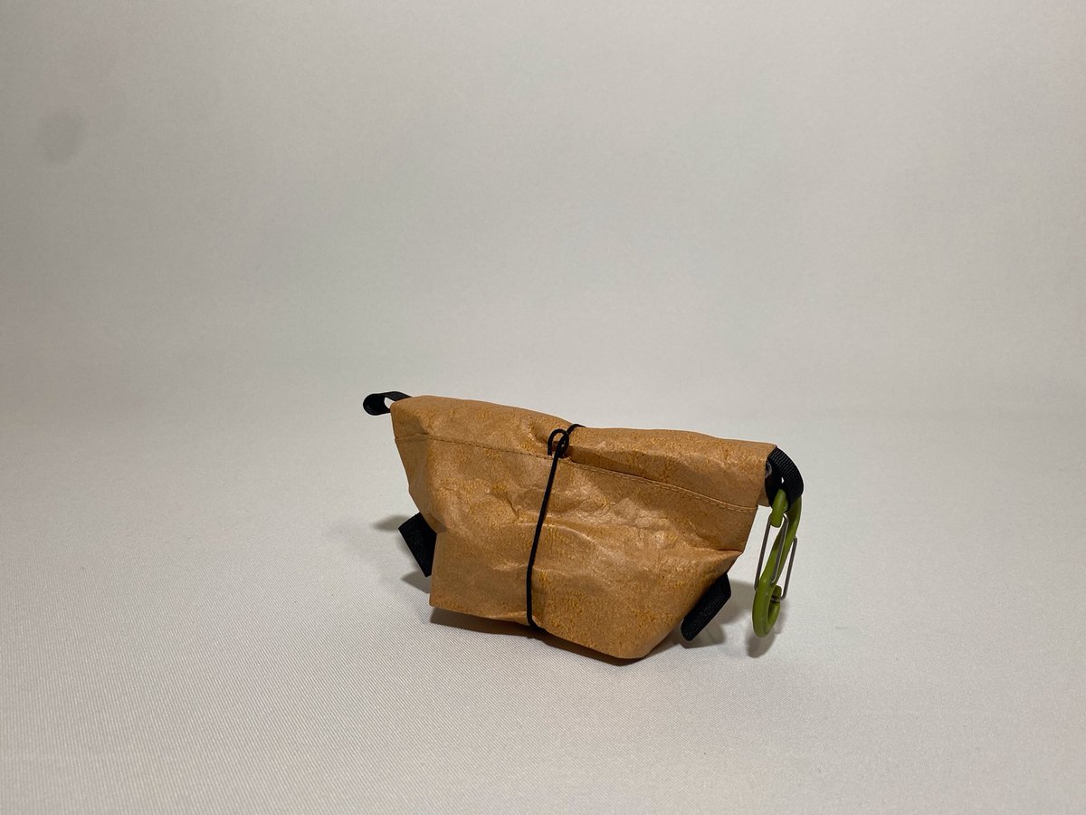 NakedLabo's tweet photo. =Garbage sack =
・
アイラップ/アイラップミニにサイズチューニングした自立するTyvek製ゴミ袋。
・
アイラップを固定してインナーにする事で防水性を確保。調味タレや油の付着したゴミ...濡れたゴミでも気にせず使用できます。
・
簡単なアイラップの交換で清潔に繰り返しの使用が可能です。
・ https://t.co/l8NpjNJTIG