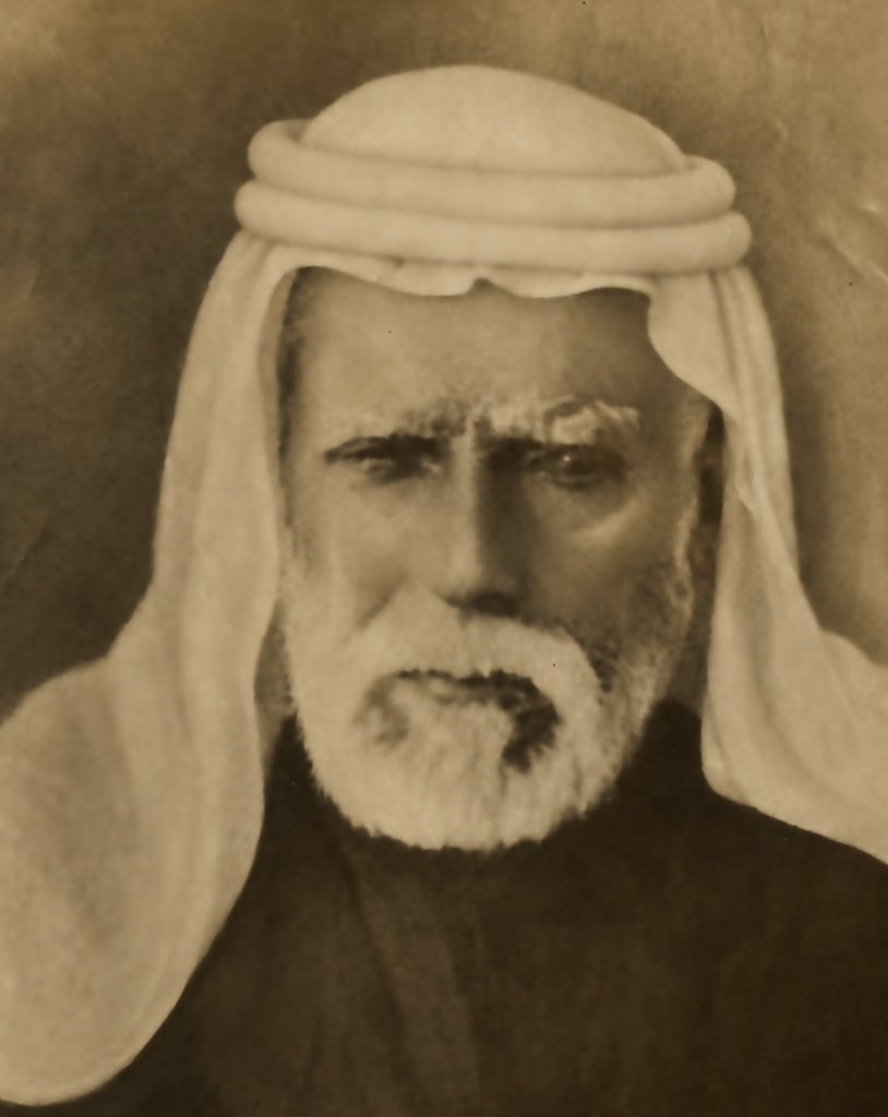 alghalebkw's tweet photo. ( إشادة أسد الجزيرة : الشيخ " مبارك الصباح " 
بخبرة الحاج " نجف بن غالب " في تجارة السلاح بمسقط و لندن  )

( 22 شوال 1328 هـ / 27 أكتوبر 1910 م ) 

المرسل : الشيخ مبارك الصباح 
المرسل إليه : الكابتن شكسبير 

مذكور طلبية الشيخ بواسطة الحاج نجف لـ : 
- ( 300 سلاح نوع " أم خمس " - الماوزر -  ) 
- ( 200 سلاح " أم خمس " إضافية للخيَّالة ) 
- ( 1800 سلاح نوع " مارتين " طويل و قصير السبطانه ) + ذخائرها 

[ إضافة لقوله رحمه الله عن الحاج " نجف " بأنه ( راعي صنف ) ؛ أيّ خبير في تلك التجارة ، في مسقط و لندن ] 

مصدر الوثيقة : 
- IOR/R/15/5/49

#الشيخ_مبارك_الصباح #نجف_بن_غالب #تجارة #السلاح #كو��ت #الكويت #مسقط #عمان #لندن #بريطانيا