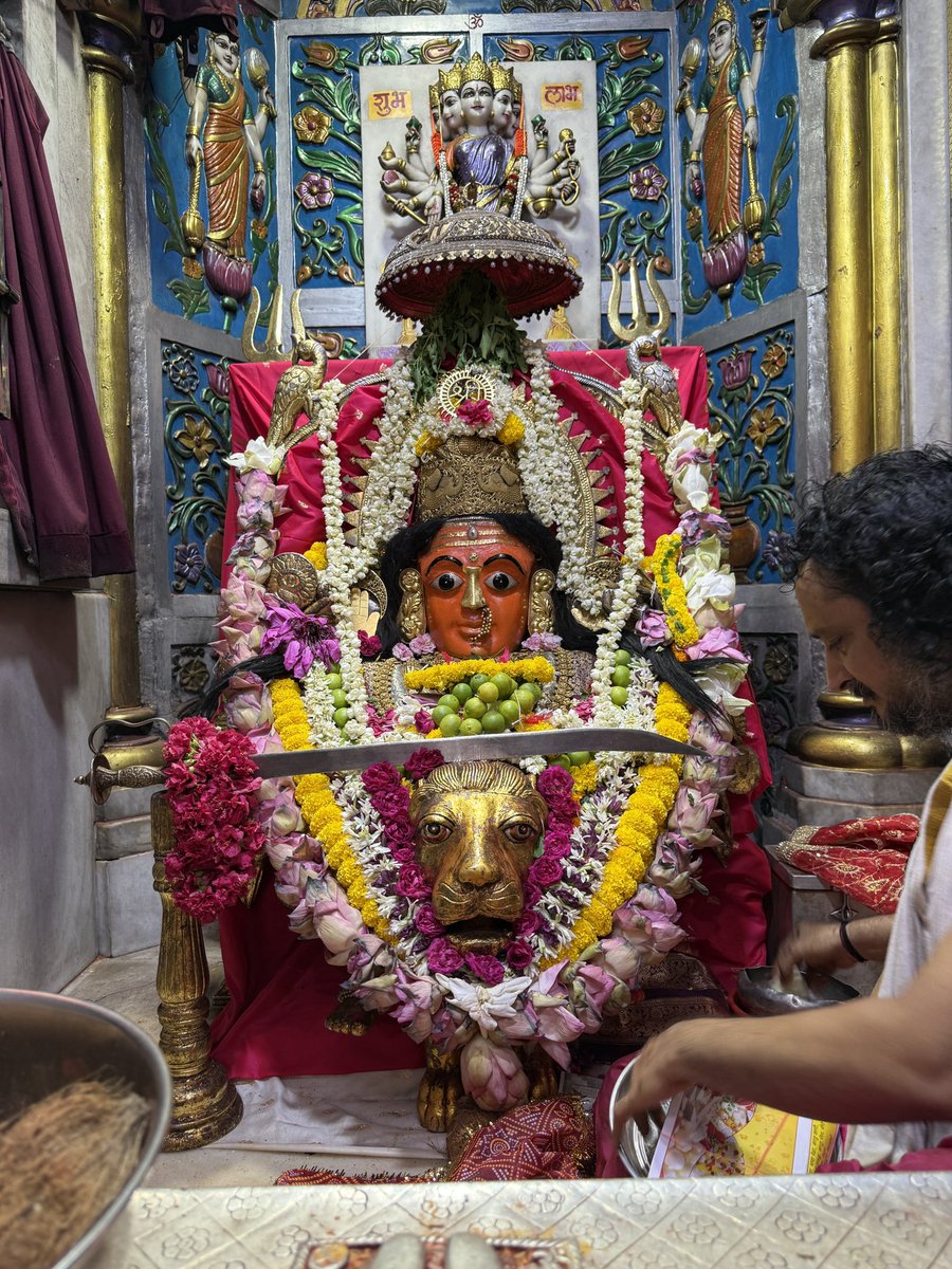 akultripathi's tweet photo. @VEDANJANAM Jai Mai!🙏🙏🙏 https://t.co/c0t0zE4WKT