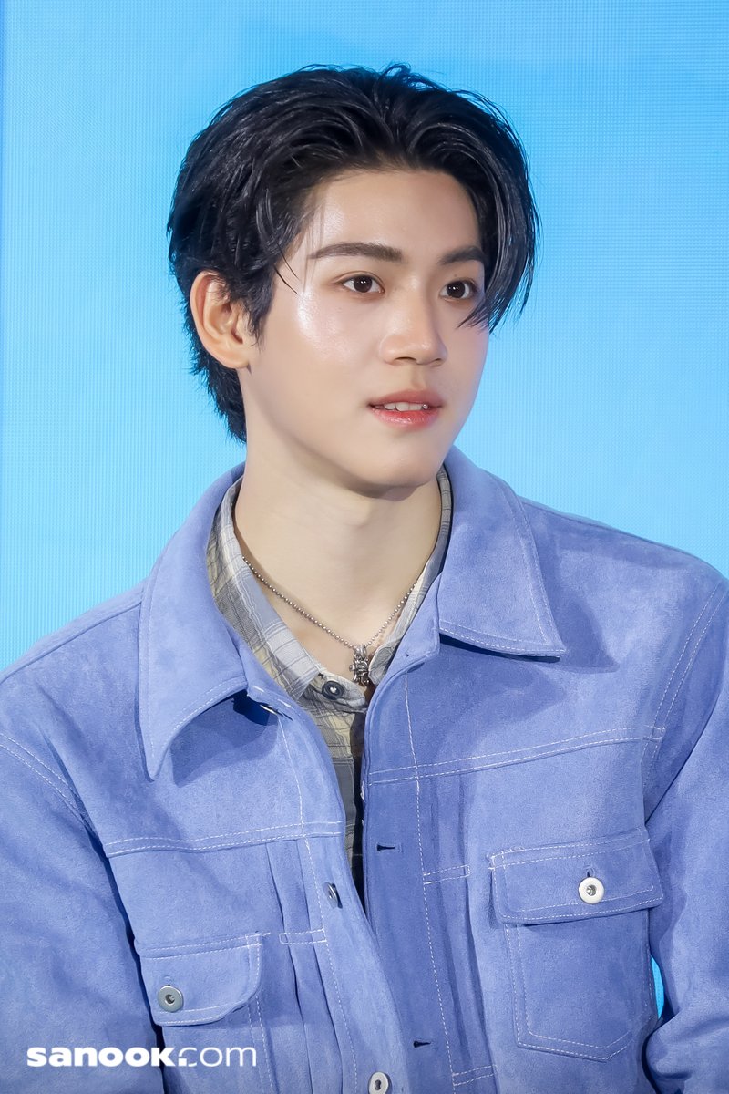 Sanook's tweet photo. แอลม่อน-โปรเกรส ร่วมเปิดตัว Effaclar Supramolecular Oil & Pores Correct นวัตกรรมใหม่จาก La Roche-Posay

ภาพทั้งหมด📸https://t.co/oFmQeuzZaj
🔗https://t.co/6Frrt8skI0
🔗https://t.co/T6YG3bYdSu

#EffaclarXAlmondProgress 
#Almondbabybigboy
#ProgressPassawish
#LaRochePosayTH 
#Sanook