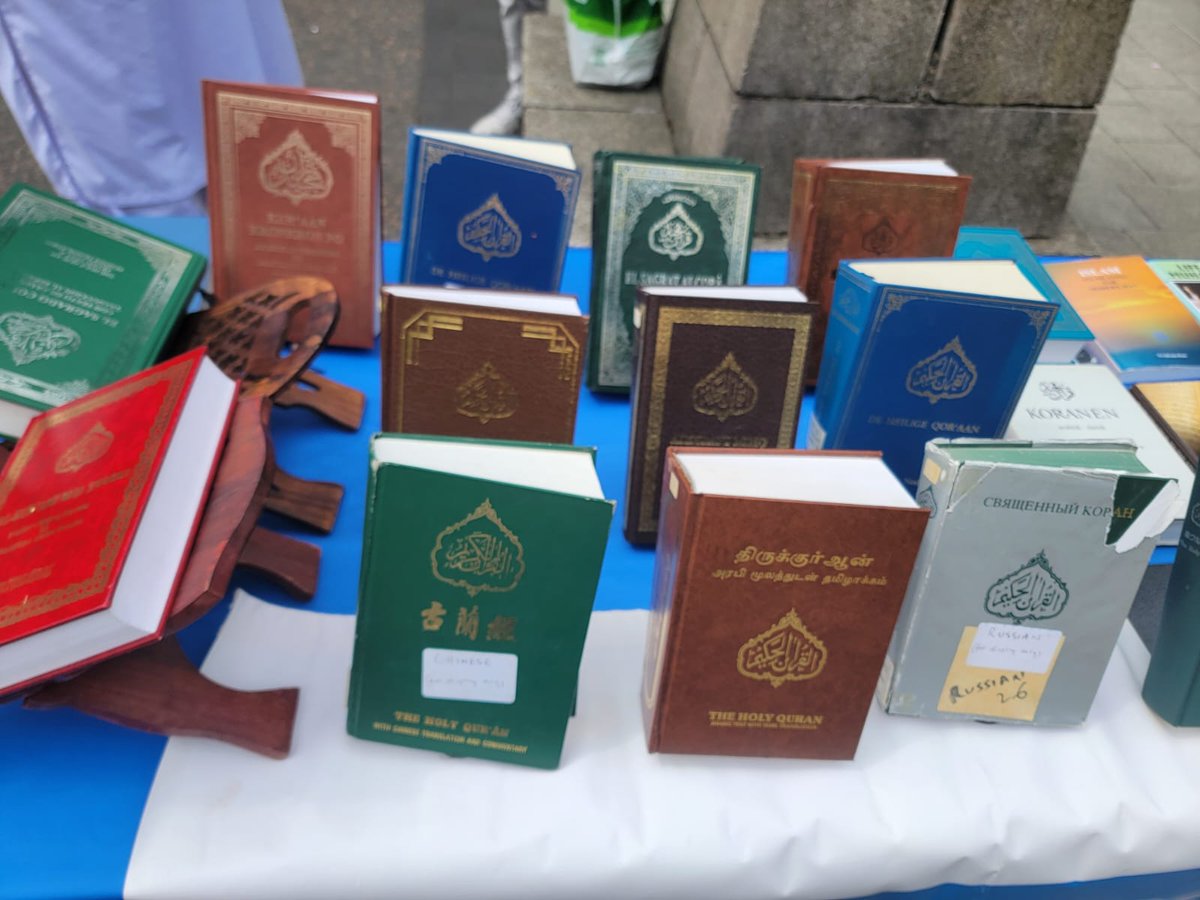 amea_wm's tweet photo. Ahmadiyya Muslim Elders Association Walsall chapter organised an outreach activity on 05.07.2026 in Walsall Town Centre to spread the peaceful message of Islam and promissed Messiah, Mirza Ghulam Ahmad from Qadian. #stopww3
@Ansarullah_UK
@ukmuslims4peace 
@AMEA_UK https://t.co/kqza7p1FgW