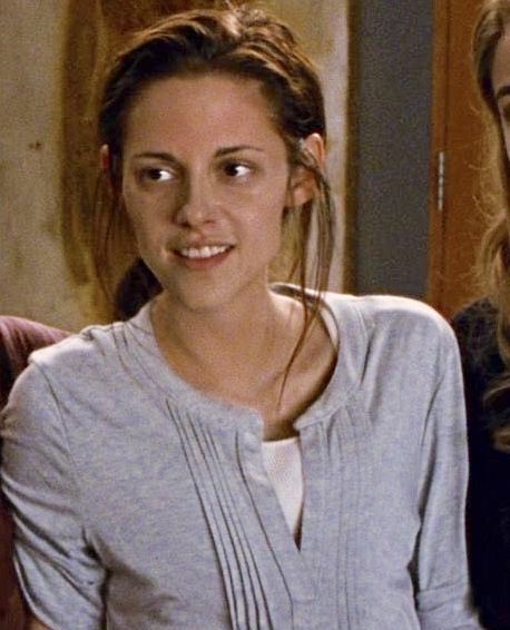cigarsaresweet's tweet photo. Bella Swan es thinspo pero fue bonespo también https://t.co/IO9JpLF4LX