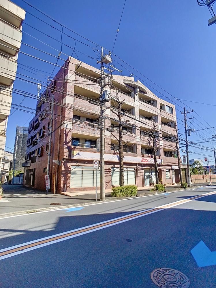JECTO_chintai's tweet photo. 🌿 収納充実×49㎡の2DK
【武蔵新城🚶‍♂️徒歩15分】
🏠 2DK／49.50㎡
💰 月額12.8万円（共益費込）
🏢 RC造マンション
🌞 南向きで陽当たり良好
🛁 追焚給湯／浴室乾燥機
❄️ エアコン2基
🔐 オートロック／📦宅配BOX

▶︎ 詳細はこちら👇
https://t.co/CWAB1eGc76

#武蔵新城 #2DK #武蔵溝ノ口エリア https://t.co/RXKyQHAGuO
