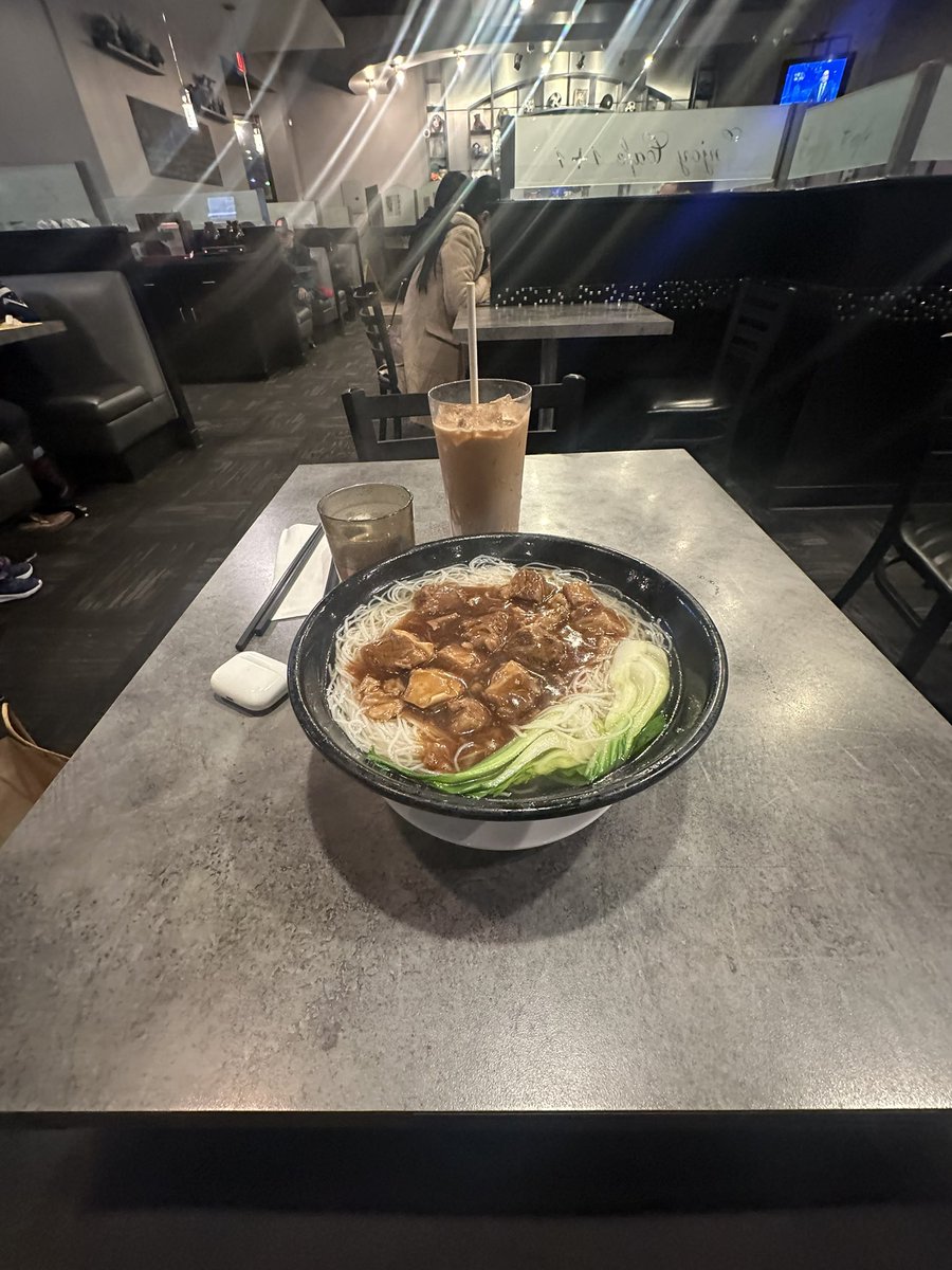 DavidLin449854's tweet photo. 小考过了之后是大考
先吃碗面先把
再慢慢沉淀

🐑 https://t.co/xxguv00BWq