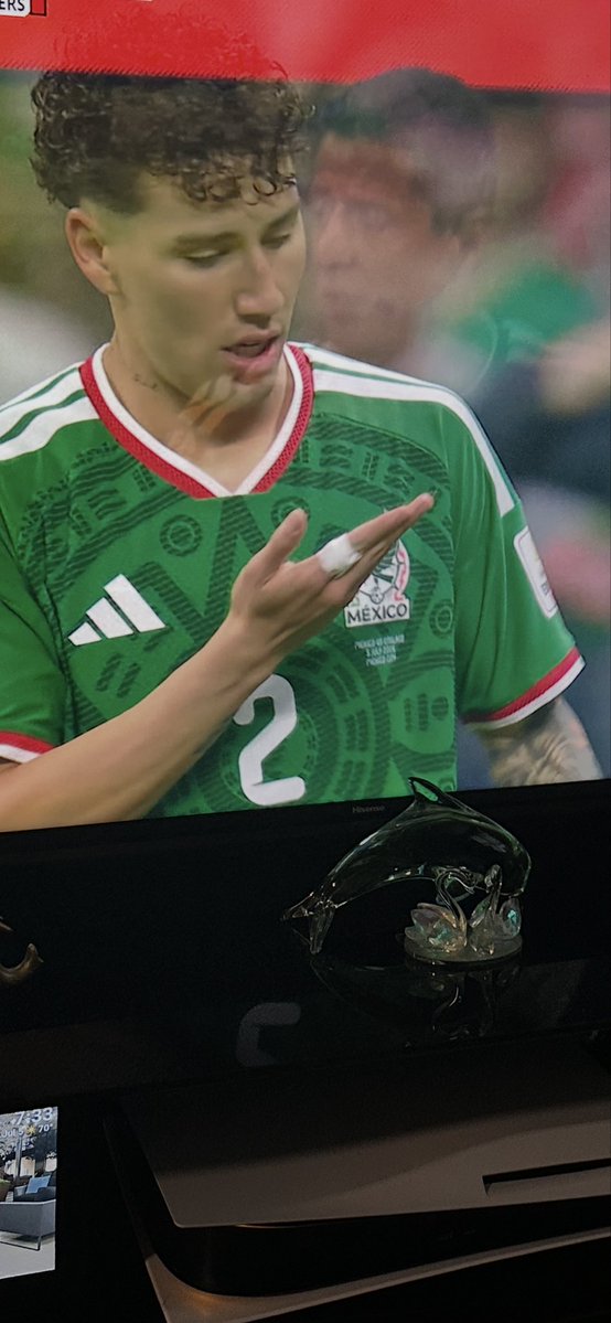 meprakashjee's tweet photo. I didn’t understand. During today’s match between England and Mexico, why did the jerseys of both teams say ‘Mexico’? #Worldcup #Football #FootballVibe https://t.co/Z7Y1oMMcZ6