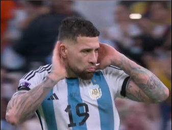 AlmironFak92949's tweet photo. @Omhan_Alex @DiarioOle LA TENES ADENTRO DE POR VIDA,MEXICANO COLITA FACIL!🤣🤣🤣🤣 https://t.co/cx6K8CTrM1