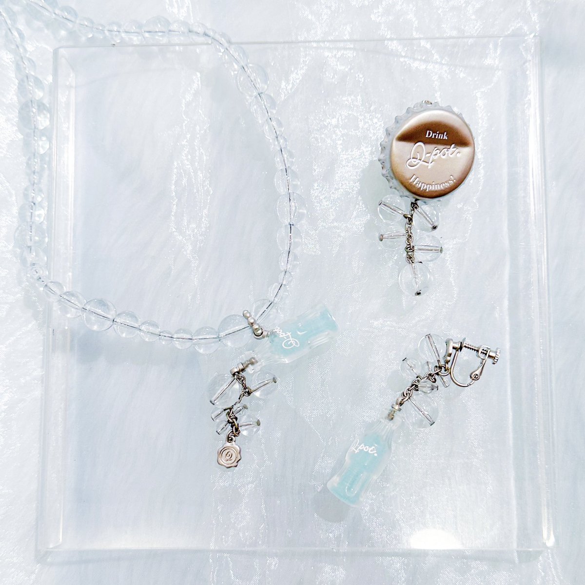 Qpot_SHOP's tweet photo. 【NEW ARRIVAL🫧】

THE BOTTLE CAP DIARY 
Fizzy Cola &amp; Fizzy Cider

シュワシュワと弾ける様子が涼しげな
コーラ&amp;ソーダコレクション🫧

オンラインで完売しているアイテムも
ご用意しております🥤
お取り置きや代引き配送も承ります◎

☎︎047-305-5741 https://t.co/LsMFOya7sM