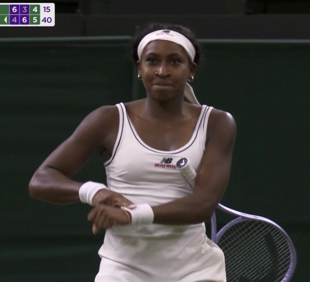 harshpads's tweet photo. Coco turned in her homework at 11:59 p.m. on a Sunday night. 

#Wimbledon https://t.co/Gbu3YMwzBw