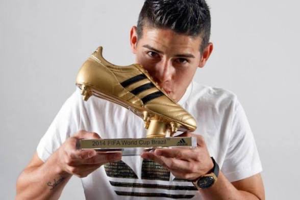 SamuelPrez23720's tweet photo. @RrrrreelLL @prieto_aburrido @daniriba1171296 @DavooXeneizeJRR Pero si Quiñones sigue siendo colombiano simio JAJAJAJA, un mexicano que haya que sido goleador de un mundial y borró la cuenta, comparas a un 9 con un mediapunta y no así tiene sentido porque Colombia juega mejor que México desde hace mucho hasta que te mueras https://t.co/kmX1QtOOxp