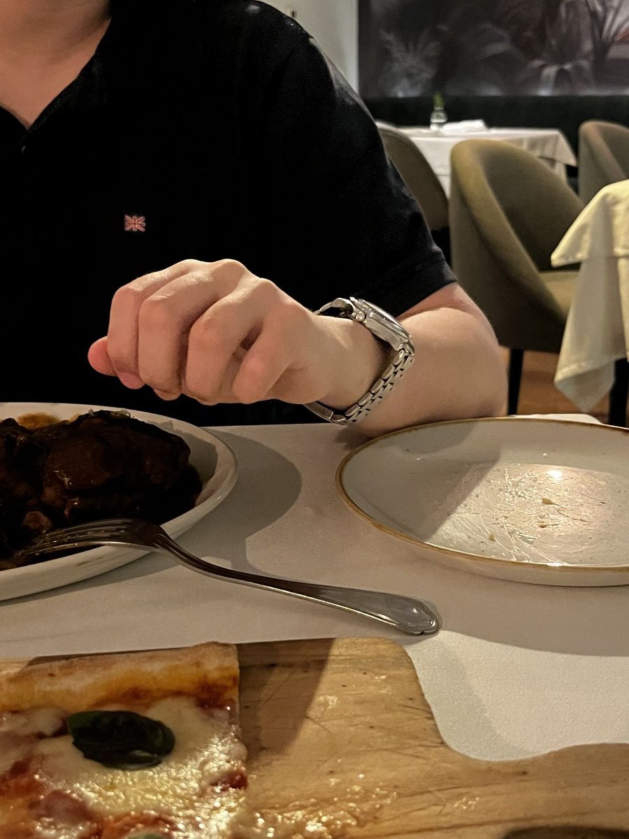 bledthrou's tweet photo. nice lunch. https://t.co/UOSU7tfMbA