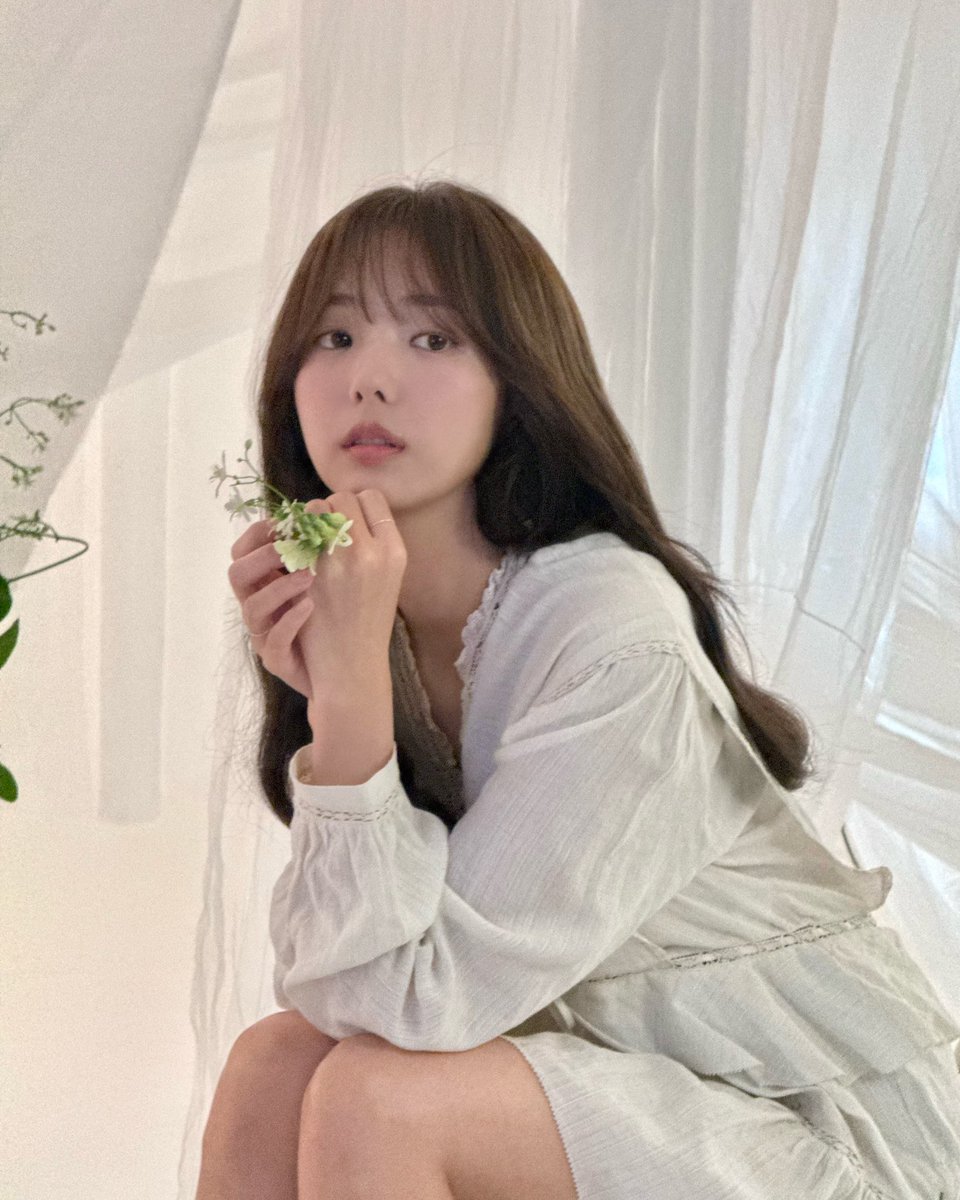ChaeSoobin_TH's tweet photo. [📷soobinms’s IG update] 26.07.06

Whisper of Memories🌿

#แชซูบิน #ChaeSoobin #채수빈 https://t.co/e2WN1vNLhP