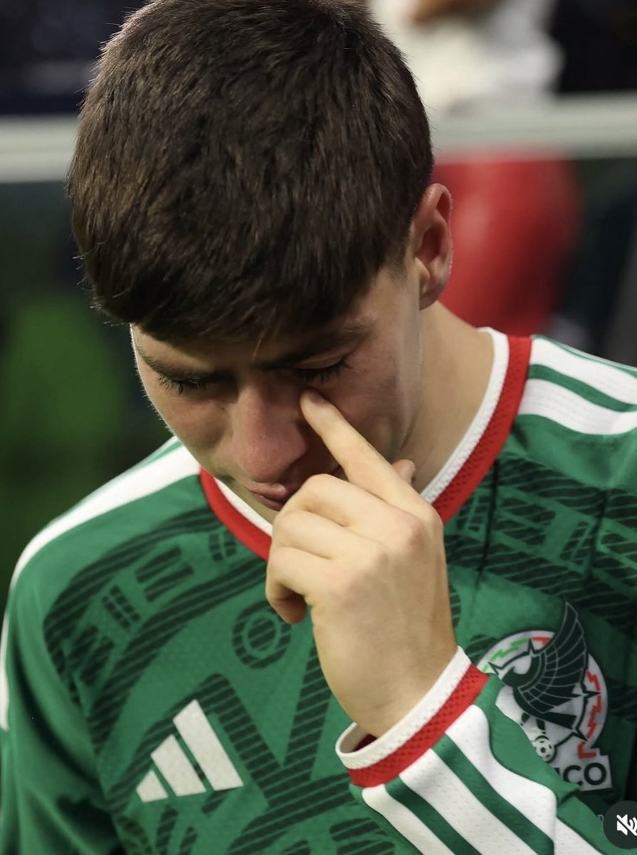 Gaspar_Sparco's tweet photo. Yo lloro contigo Hormiga 🥺 @miseleccionmx https://t.co/FbntdsT5sr