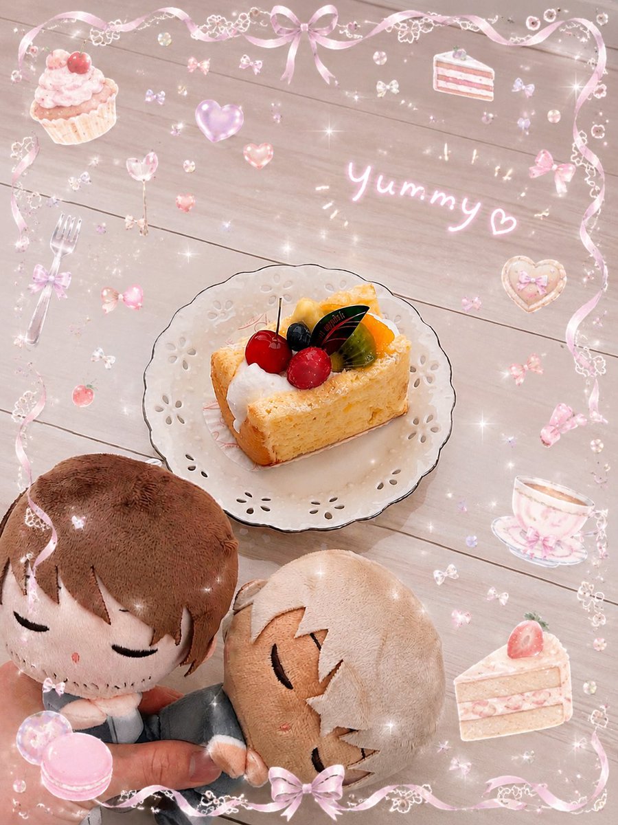 chico06kl's tweet photo. 一緒にケーキ食べた🧁*.゜
ケーキ食べる時は安室さんだね
 #降谷零  #諸伏景光  #安室透  #バーボン  #スコッチ  #ぬい  #すやちびぃ  #こなん https://t.co/1qx90DtnsO