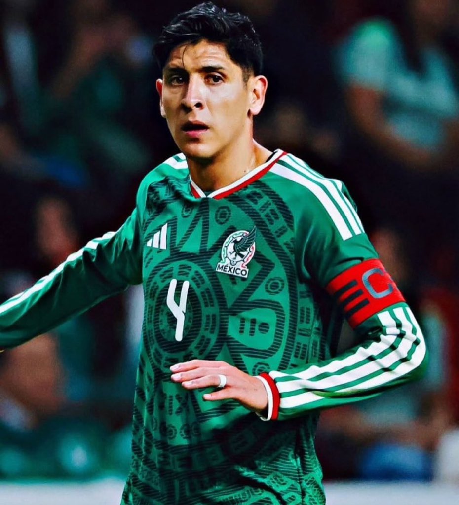 gerardoo_gh's tweet photo. 🇲🇽 ❌ Debe ser el último proceso Mundialista de Edson Álvarez. 

Hoy falló en lo que mejor hace “defender”, sin es es un futbolista limitado. https://t.co/T4VvcULlUU