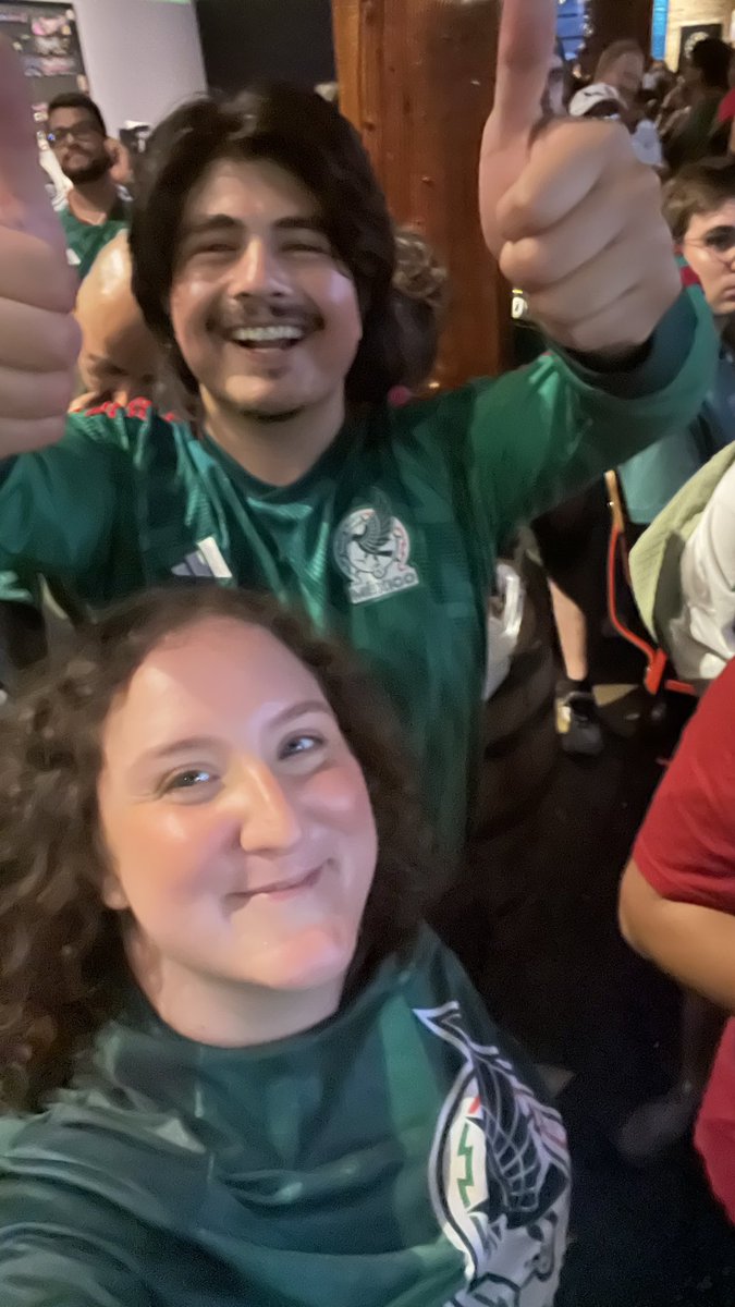 bb_nighthawk's tweet photo. Fuck England (except Harry) https://t.co/dwh40GuXiv