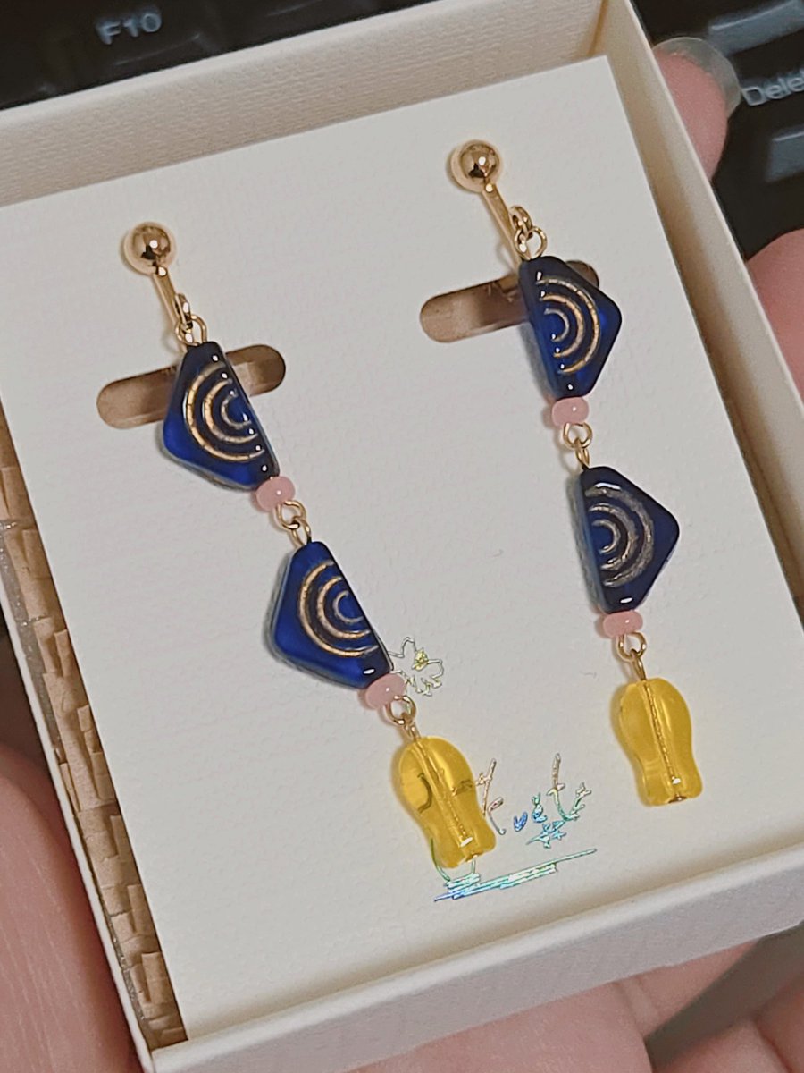 JACK32423039's tweet photo. 待って、うずまきに魚ってめだにか概念じゃない？(買ってから気づいた) https://t.co/amUAJvn6nZ