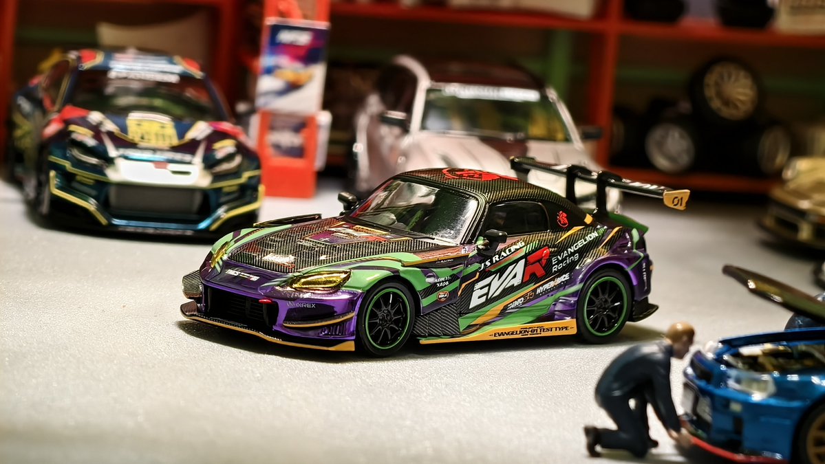 Giga_Penguin's tweet photo. Inno64 J's S2000 EVA Racing 🤗

Same casting as previous release but wrap in EVA livery. Bought the Inno bundle at TMCS just for this

I got lucky with this, this is the "hidden" model and it comes in chrome paint. 

Goes ridiculously well with other EVA 🤗

#164scale #164diecast https://t.co/b0PiyOWuCW
