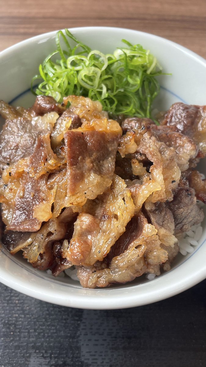 AT_doudesyou's tweet photo. 平日の昼間っから
スンドゥブチゲ + α https://t.co/Nz1MysfoQf