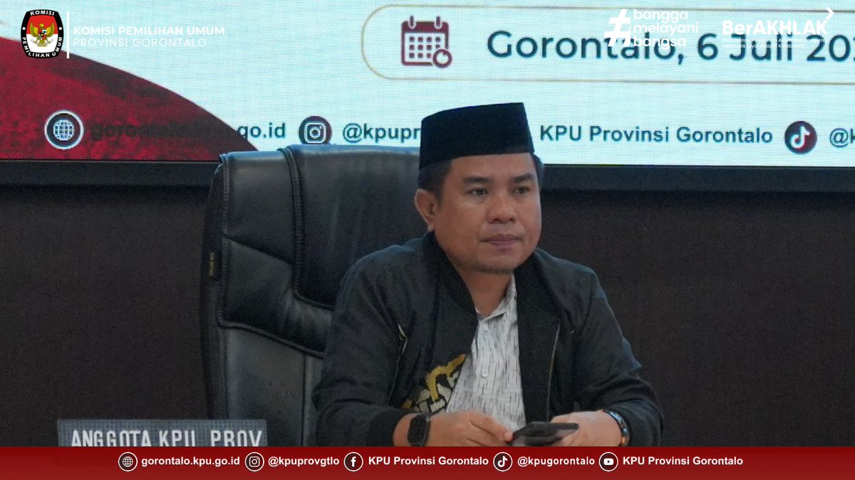 kpuprovgtlo's tweet photo. #TemanPemilih, KPU Provinsi Gorontalo menggelar Penandatanganan Pakta Integritas di lingkungan KPU Provinsi Gorontalo. Kegiatan tersebut berlangsung di Aula KPU Provinsi Gorontalo pada Senin (06/07/2026). https://t.co/Oj77YxssLN