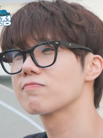 kyu__face's tweet photo. #김성규얼굴 https://t.co/NzF6lbUCaM