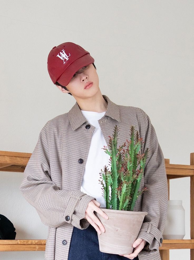 hakha7898's tweet photo. 파리에서의 
승과석 https://t.co/3vXFDNGMch