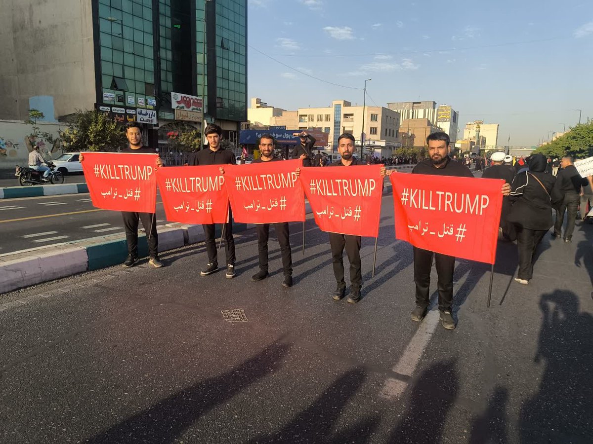 daneshjo78's tweet photo. 🔴 پای کاریم تا قتل ترامپ
🔴 أنا ملتزم بقتل ترامب
🔴 אני מחויב להרוג את טראמפ
🔴 I am committed to killing Trump
🔴 Je suis engagé à tuer Trump
#باید_برخاست
#Khamenai https://t.co/ZVGMaJusw1