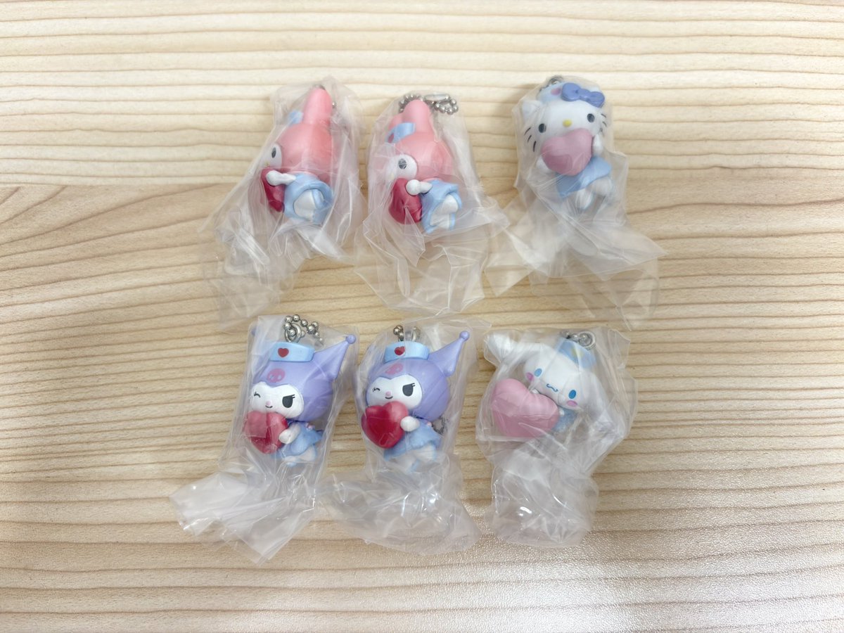 __es__o02's tweet photo. サンリオナーススイングマスコット めじるしアクセサリー 交換 ガチャ

【譲】マイメロ クロミ ハローキティ シナモン

【求】同種ピアノ＞異種ピアノ・めじるし何でも

郵送交換希望です。
お心当たりのある方はリプまたはDMにてご連絡お願いいたします🙇‍♀️ https://t.co/QUJqnLRH46