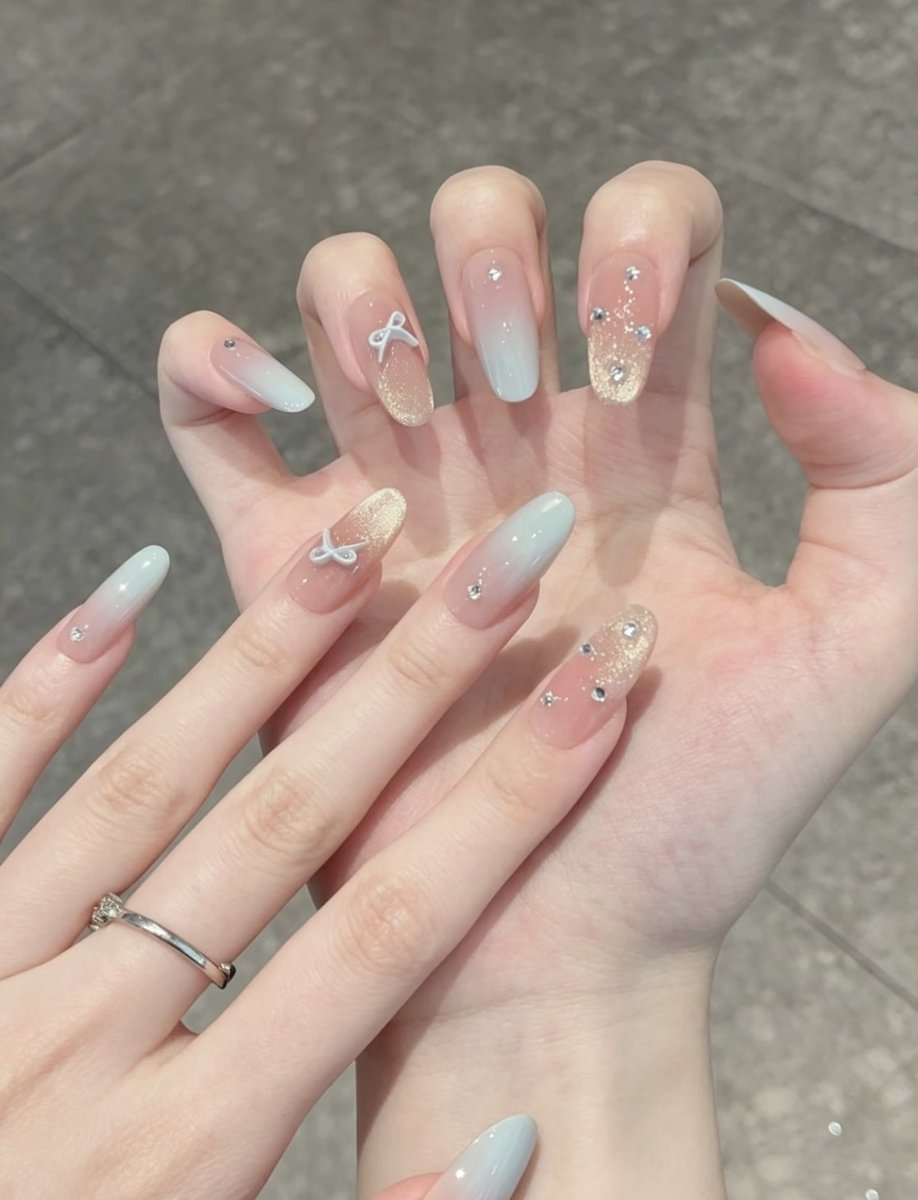 nail__memo's tweet photo. 夏ネイルはじめました🎐🍉 https://t.co/zEGpouGf7w