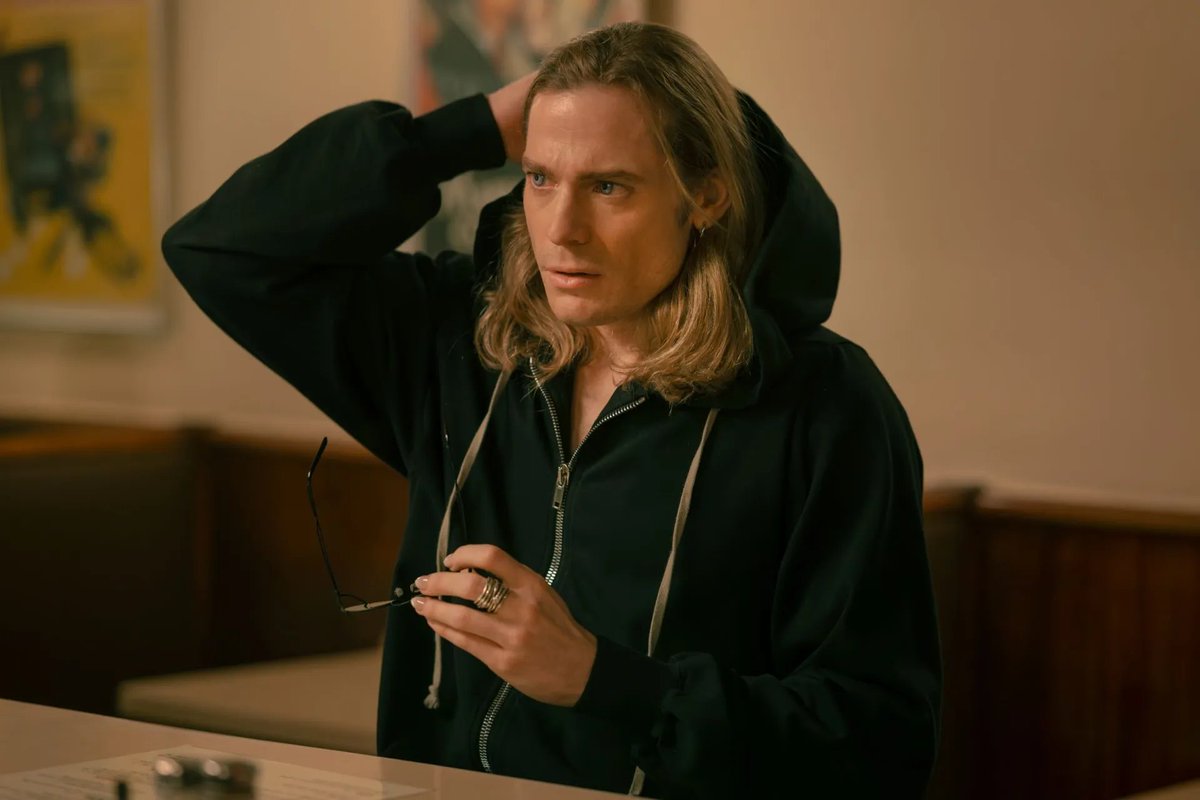 gayporwave's tweet photo. i love lestat having a rick owwens depression hoodie... https://t.co/0twwAeOa2I