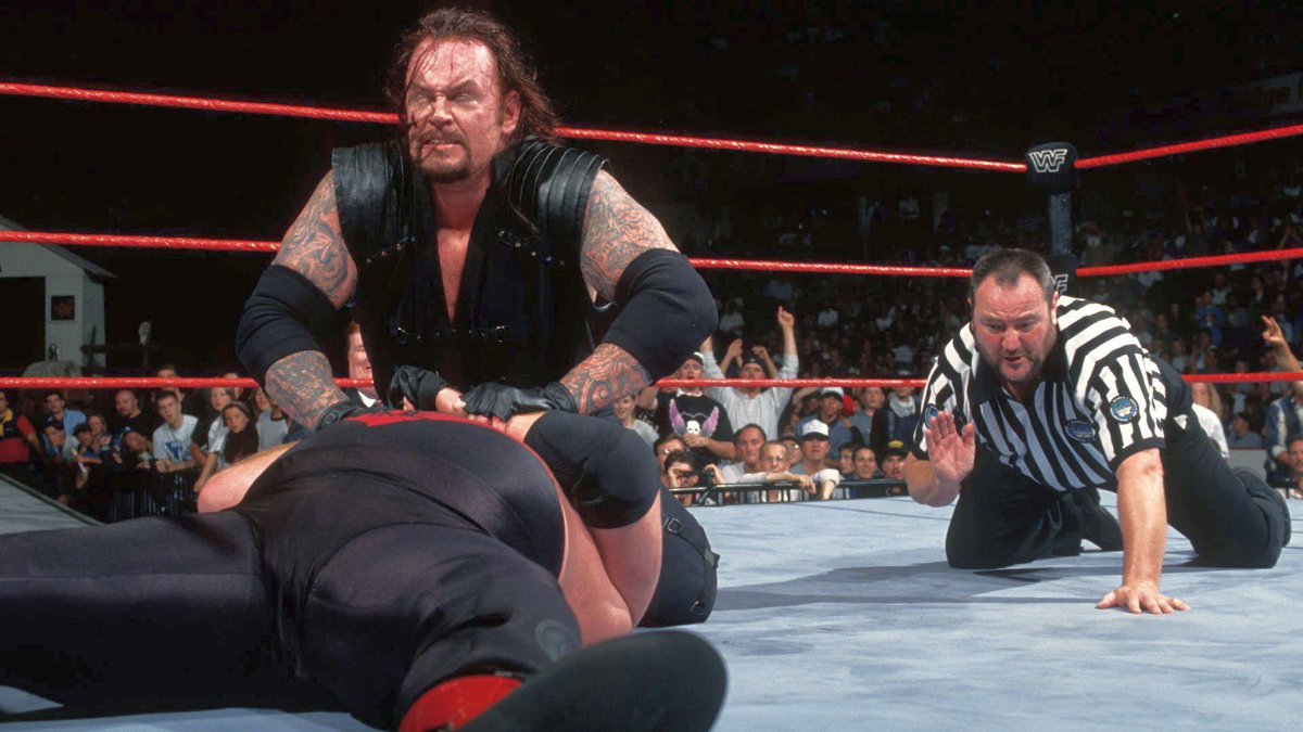 WWFWrestling1's tweet photo. 📸 Image from this day in 1997: WWF World Champion, Undertaker defeated Vader at the ''In Your House 16: Canadian Stampede'' pay-per-view. 🇨🇦🏡 #WWF #WWE #InYourHouse #TimWhite #Vader #Undertaker https://t.co/caawS4oBcG