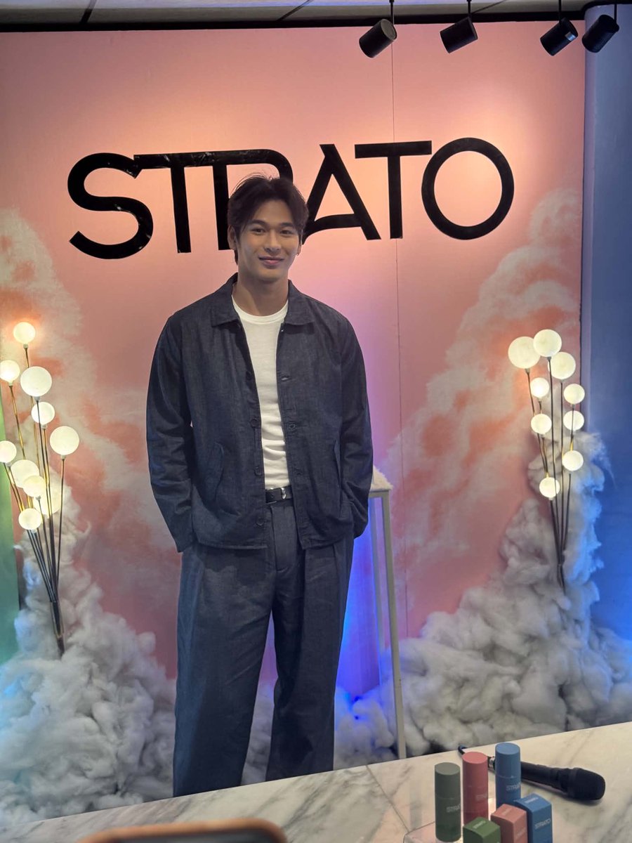 HelloLakwatsera's tweet photo. Wilbert Ross announces the launch of his very own fragrance line, Strato, coming soon to Viva Beauty. 

@VivaArtists_ @itswilbertross

WILBERT STRATO VIVA BEAUTY
#WilbertRoss #Strato #VivaBeauty https://t.co/QrjEoKhLeI