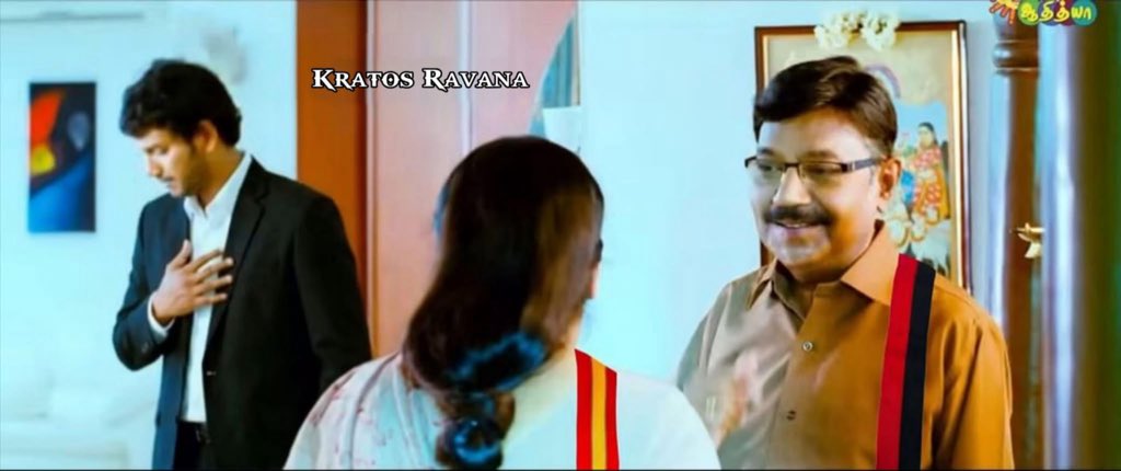 tn_updatess's tweet photo. அப்போ MLA candidate யார்னே தெரியாத கட்சி கிட்டயா திமுக தோத்துரிச்சு.. கிகி..

: அதை அப்டி சொல்ல கூடாதுபா.. Doctor candidates லா விட்டுட்டு பாலியல் குற்றவாளி, கட்டப்பஞ்சாயத்து பண்றவன், cancer க்கு யோசியம் பார்த்தவ, black ticket வித்தவன், reels பைத்தியம், Reserved bus passengers ah இறக்கி விட்டவன், Fake degree False property காட்டி மக்களை ஏமாத்தினவனுங்க, ஜெயிச்சதுக்கு அப்றம் அலட்சியமா வெளியவே வராதவனுங்க,..னு யார்னே தெரியாத MLA s க்கு ஓட்டு போட்ட மக்கள் daily நைட்டு மூனு மணிக்கு மெழுகுவர்த்தியோட ரோட்ல போராடியும்,TVK MLA சரவணால பாதிக்க பட்ட TVK மகளிரணி பொண்ணுக்கு நீதி கேட்டு போராடியும் தோத்திட்டு இருக்காங்கனு சொல்லணும்..