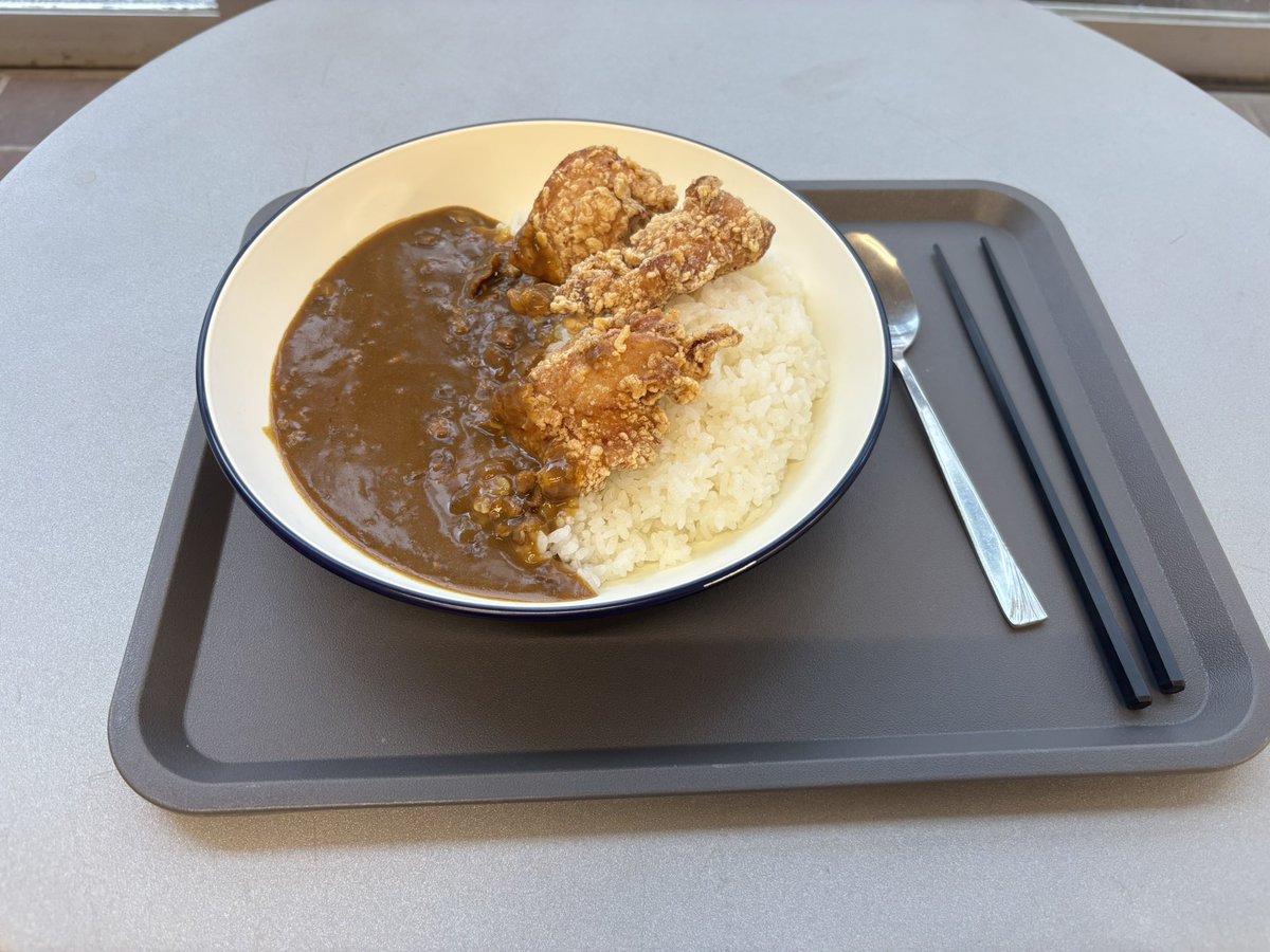Carter99688063's tweet photo. 卒業証明書貰いに大学へ
懐かしの学食٩( 'ω' )و https://t.co/PH51mgI6Gx