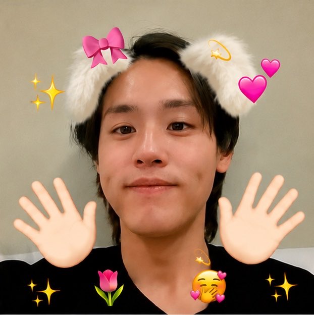 formybillkin810's tweet photo. แค่อยากบอกว่ารักบิวกิ้นมาก ๆ และรักมากขึ้นทุกวัน ขอบคุณที่คอยมอบรอยยิ้มและความสุขให้ผู้คนเสมอ ขอบคุณสำหรับความตั้งใจและความทุ่มเทในทุกผลงานที่สร้างสรรค์ออกมา บิวกิ้นอาจไม่รู้ว่าการมีอยู่ของคุณทำให้ใครหลายคนมีกำลังใจมากแค่ไหน ขอให้คุณมีความสุขและได้รับความรักกลับไปอย่างมากมายเสมอ https://t.co/upkToKGERz