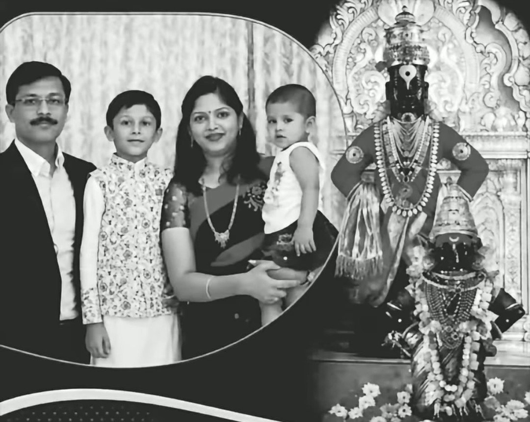 OfficialAndhal1's tweet photo. यंदाच्या पांडुरंगाच्या महापूजेचा मान राजकारण्या ऐवजी जनतेसाठी काम करणाऱ्या IAS Officer तुकाराम मुंढे साहेब यांना सपत्नीक मिळावा..! https://t.co/bbbMf1qcOF