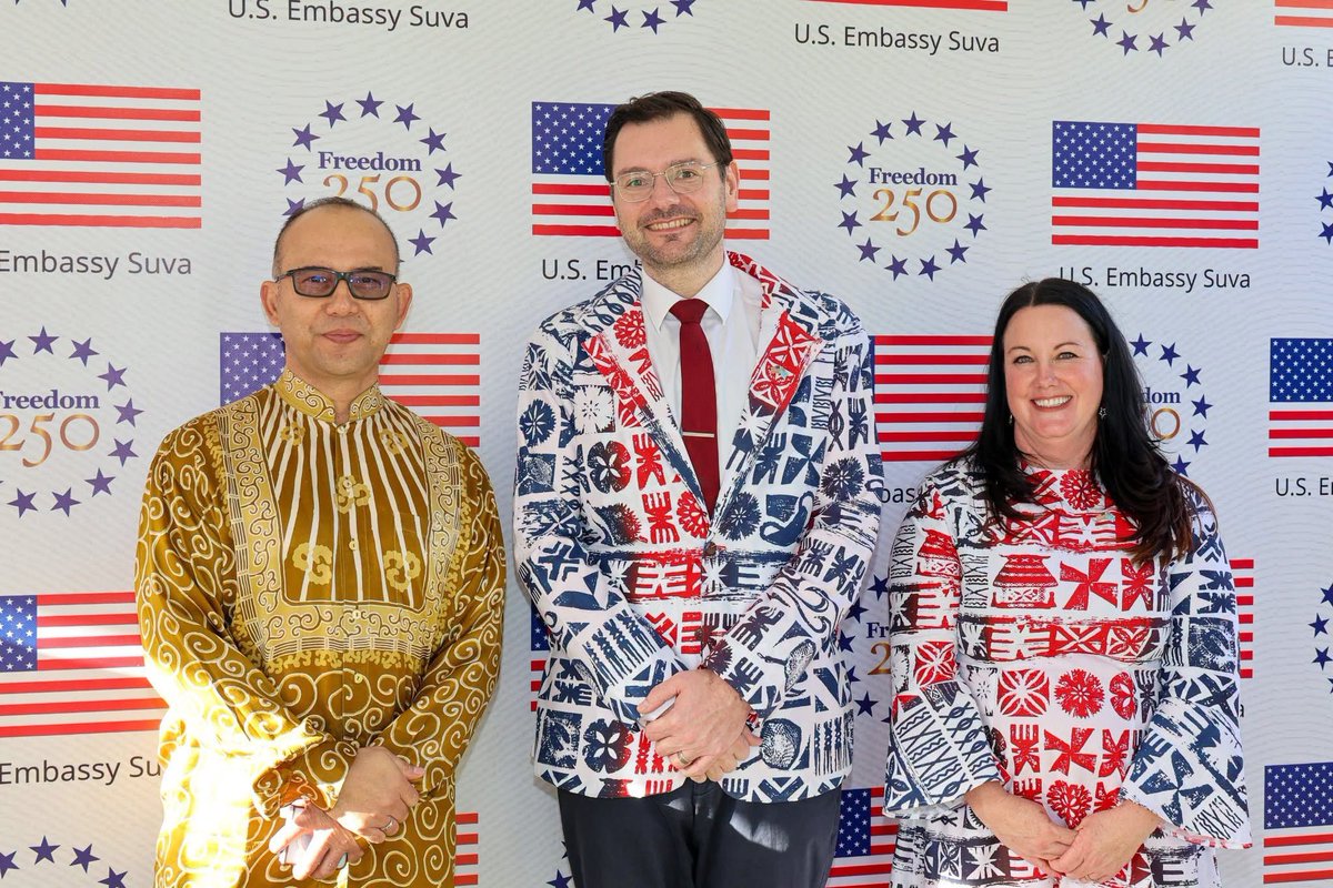 MYHCSuva's tweet photo. His Excellency Nor' Azam Mohd Idrus, High Commissioner of Malaysia, attended the U.S. Embassy Suva’s #Freedom250 celebration on 1 July 2026, reaffirming Malaysia’s commitment to friendship, cooperation, and strong diplomatic ties. 🇲🇾🇺🇸 https://t.co/3dONqWCnol