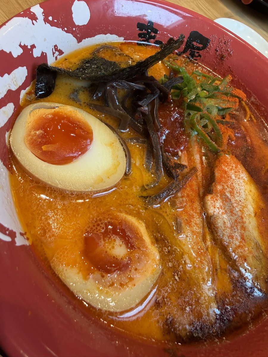 yuuki0706's tweet photo. あぁ〜🤣
なんてギルティな味🍜

「今日はいいか」が積み重なって今の僕が完成しました🤣🤣 https://t.co/gfSuE4FZjM
