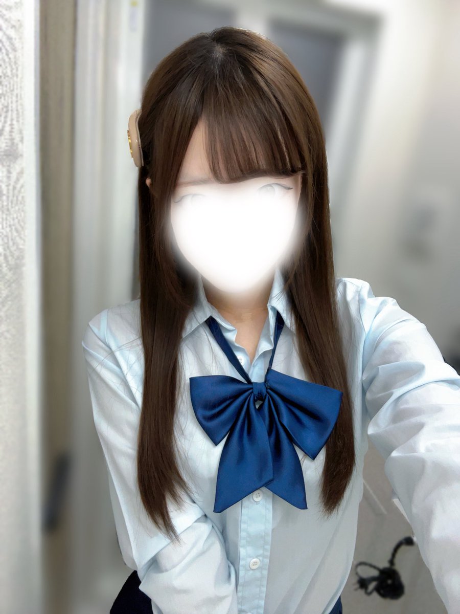 easy_162's tweet photo. はじめまして、ひとみです💞 https://t.co/mWwHZi4Zai