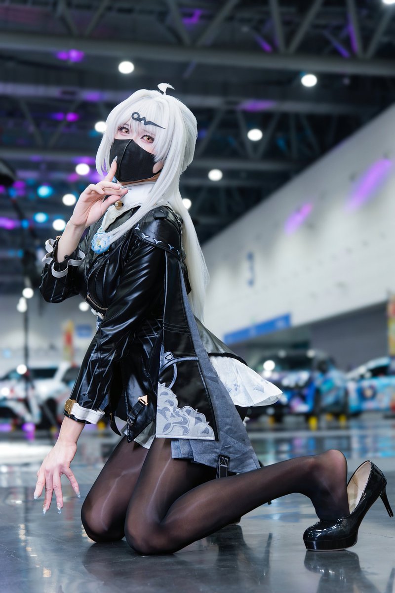 MeIDMr's tweet photo. 杭州ad06漫展拍到的
＃漫展 ＃cosplay #米哈游 ＃崩铁 https://t.co/eM1OD8QSSk