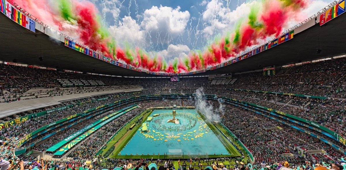 Antonio_Rosique's tweet photo. Concluyó la participación del Estadio CdMx y de México en la #CopaDelMundo2026 

👉🏻 El estadio con más partidos mundialistas albergados en la historia (25)

👉🏻 El único estadio en haber inaugurado en 3 ocasiones la Copa Del Mundo

Así fue la participación en el 2026:
🇲🇽 2-0 🇿🇦 | 👥80,824 aficionados aprox.
🇺🇿 1-3 🇨🇴 | 👥80,824 aficionados aprox.
🇲🇽 3-0 🇨🇿 | 👥80,824 aficionados aprox.
🇲🇽 2-0 🇪🇨 | 👥80,824 aficionados aprox.
🇲🇽 2-3 🏴󠁧󠁢󠁥󠁮󠁧󠁿 | 👥80,824 aficionados aprox.

#FIFAWorldCup2026