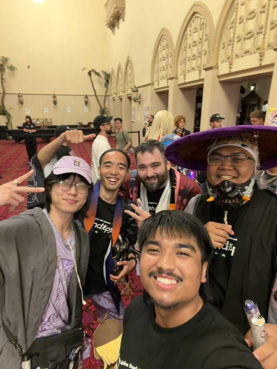 MeeMj24's tweet photo. To Erb especially, THANK YOU FOR SINGING CHIKUTAKU! TYTY You made me all joyful during your solo performance and I appreciate it from the bottom of my heart ily you are the best! I’ll never forget this day, ChikuTaku lives on! One time in a lifetime 🙌 🎉 2/2 https://t.co/aYTTOAfvg2
