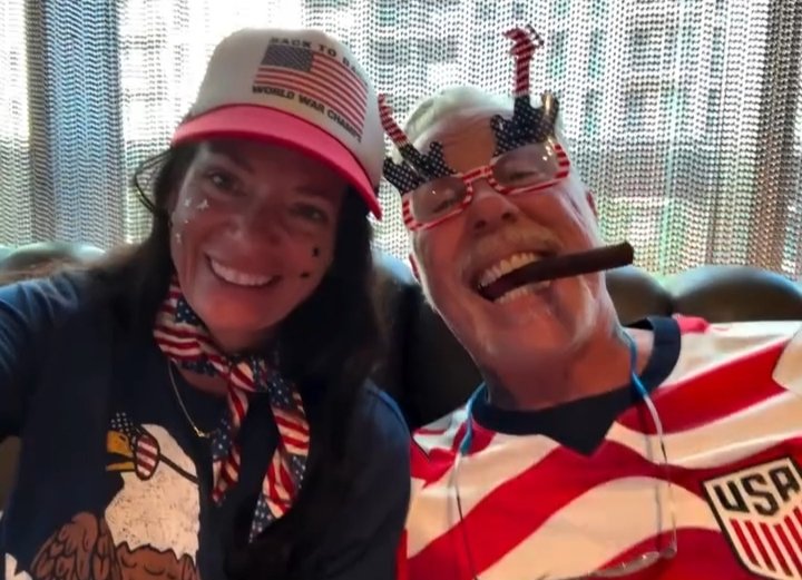 nathococo's tweet photo. I hope USA loses in the World Cup and that these two cry as much as I'm crying right now
😞😞😞 https://t.co/mVGeXcxIuL