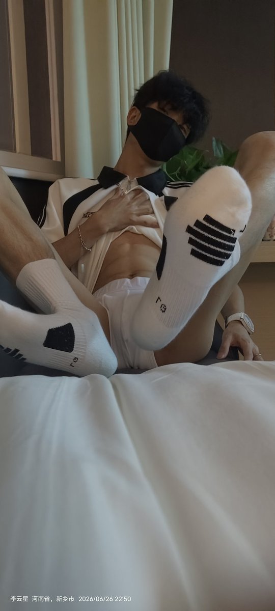 nebulapb08's tweet photo. 不行，我想一次性都发完，好涩 https://t.co/DbiRjsXI5F