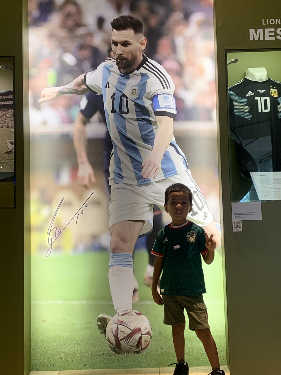 muzyklau7's tweet photo. Mi campeón https://t.co/mdHytPFKeO